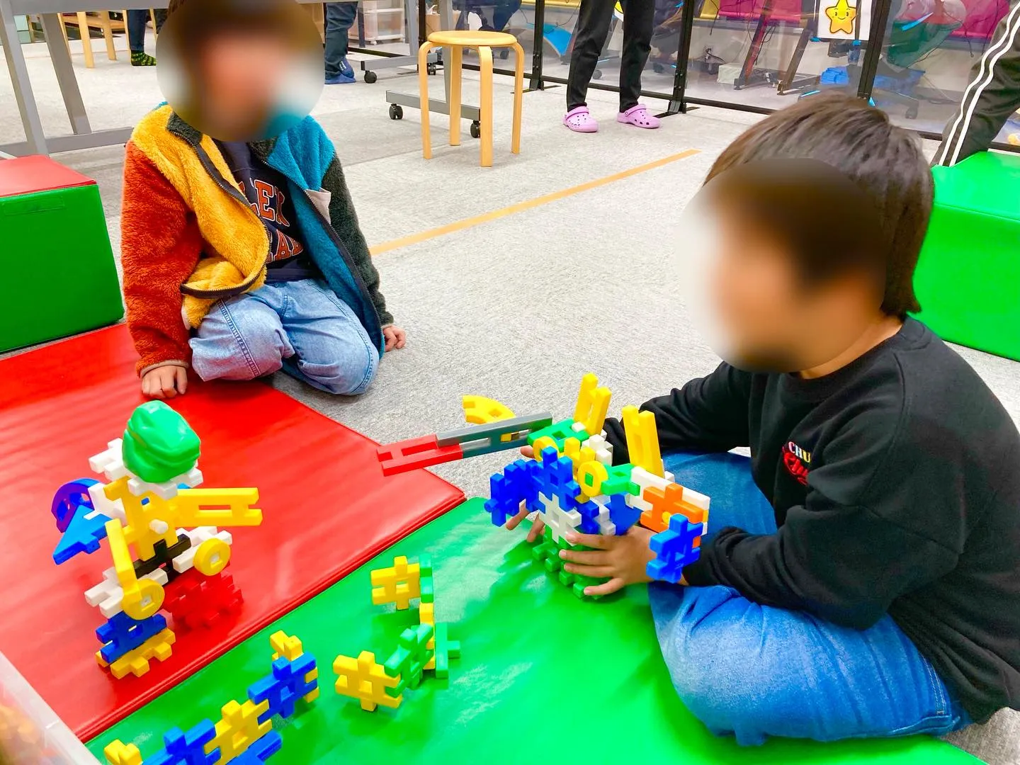 幼児クラス、学童クラスは